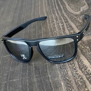 【1円スタート】サングラス オークリー ウェリントン★OAKLEY HOLBROOK R★ホルブルック 偏光 プリズム ブラック ドライブ 釣り ゴルフ 黒