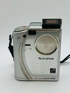 【5856】　★1円スタート　fuji finefix 4700z ジャンク 富士フイルム　コンパクトデジタルカメラ