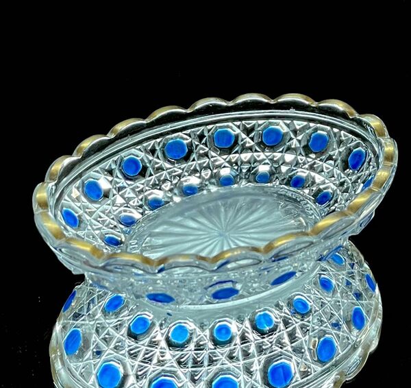 Baccaratオールドバカラ/※ディアマン・ピエーリー上級金彩青色被装飾 小皿