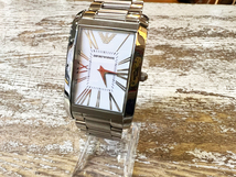 EMPORIO ARMANI/エンポリオアルマーニ スクエア型腕時計 クォーツ ホワイト文字盤 シルバー メンズ 腕時計 ビジネス _画像1