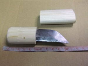 日本刀 残欠刀 匕首 短刀 豆刀 刃渡り5.5ｃｍ 全長11.4ｃｍ 登録不要 鞘素人工作品 ジャンク品　240121-05