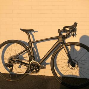 スペシャライズド　2022モデル　ルーベCOMP SRAM RIVAL ETAP AXS サイズ49 中古車美品