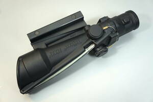 Trijicon TA11J-G ACOG 3.5x35. 223 / 5.56 BDC 緑十字 (Leupold PEQ PVS PSQ ATPIAL LA5 peq15 wilcox surefire)