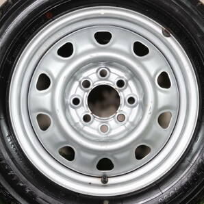 ＜バリ溝スタッドレス＞トピー製 スチール 14in マルチPCD100/114.3 ヨコハマ 175/65R14 ヴィッツ カローラ フィット ノート キューブ 等の画像4