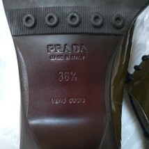 プラダ PRADA★エナメル紐付きパンプス★カーキ★36 1/2(23.5)★イタリア製_画像4