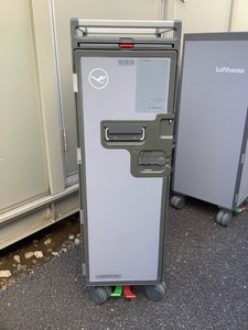 [Переговоры о ценах, красивые товары, супер редкие, выпуск] Lufthansa Airlines Lufthansa Cart Cart Cart Trolory Galley Full 7 Dorowers ①