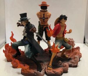 価格相談はコメントで　BROTHERHOOD ルフィ エース ワンピースフィギュア ONE PIECE 