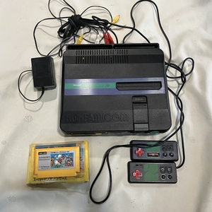 SHARP TWIN FAMICOM AN-505BK 「スーパーマリオブラザーズ」カセット付属