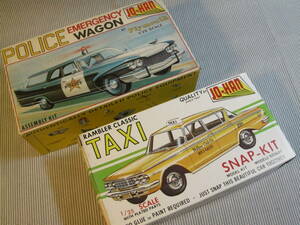 1/25 JOHAN PLYMOUTH POLICE WAGON / RAMBLER CLASSIC TAXI(Snap-Kit)　2キットまとめて