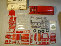 1/25 JOHAN POLICE PURSUIT CAR ＊FIRE RESCUE AMBULANCE 2キットまとめて_画像9
