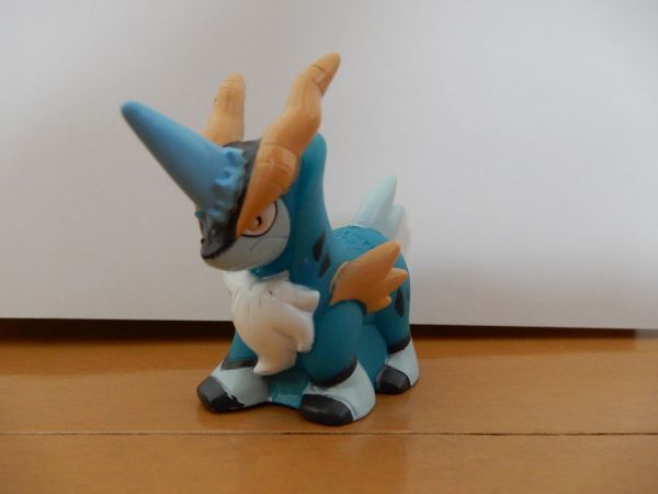 送料込み!ポケモンキッズ指人形★フィギュア★コバルオン