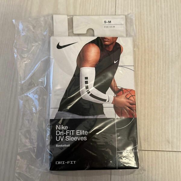 Nike dri-fit アームスリーブ　S-M 未使用品　白