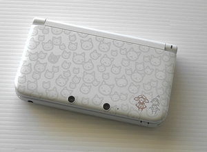 3DS LL 本体 モンスターハンター4　 オリジナルデザイン　アイルーホワイト　本体のみ　ジャンク！