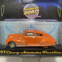 JADA 1/64 Street LOW '47 CHEVY FLEETLINE シェビー　フリートライン　ローライダー　デイトン Dayton ゴールド_画像2