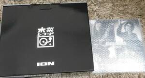 ■ 木梨レコード “思い出プロジェクト” ION x 木梨憲武 特製ポータブル レコードプレーヤー & アナログ盤 (12inch) 未使用 とんねるず