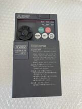 中古美品動作確認済みMITSUMISHI三菱インバータFR-E720-0.75K 動作保証 2/5 1001-1_画像1