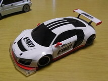 激レア 京商　ミニッツ　Audi R8レーシング中古品 オプション、専用バッテリー付 早い者勝ち_画像1