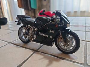 ミニチャンプス　1/12 ドゥカティ DUCATI 996 ´MATRIX RELOADED´ STREET VERSION 2003