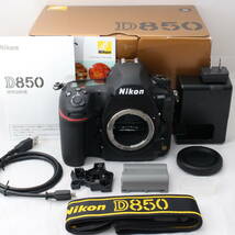 ☆新品級・ショット数1327☆ Nikon デジタル一眼レフカメラ D850 ボディ ニコン #1837_画像1