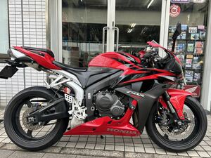 CBR600RR PC40 ヨシムラスリップオン　モリワキバックステップ　外装綺麗でとても快調な車両です。