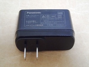 [ Panasonic ビデオカメラ ACアダプター VSK0815J ]