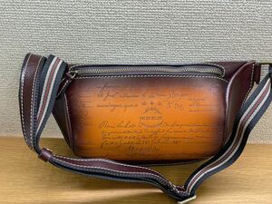 1円 新品 厚手上質牛革 本革 ハンドメイド ボディバッグ 手染め牛革レザー 牛ヌメ革 斜めがけ 肩掛け 鞄 男性用ビジネス バッグ 実物写真