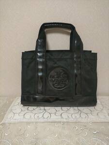 ToryBurchトリーバーチ★PVCエナメルロゴブラック★トートバッグ