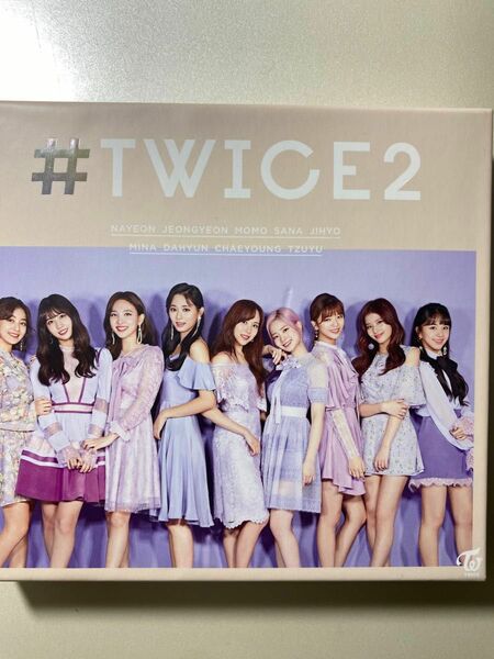 Twice 2nd best album #twice2 CD,写真集、IDカード、トレカ付