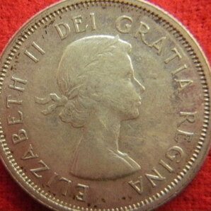 ★世界の銀貨 CANADA (ELIZABETH II) 25 CENTS 1961- (.800 silver) 外径約23.9㎜ 量目約5.79g 中古並品～の画像5