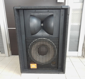 ★　ＪＢＬ　ＳＲ４７２２Ａ　２ＷＡＹ　スピーカー　２２０６Ｈウーファー採用　　★（１個のみ）