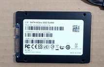 新品並●使用時間　359時間　健康 SSD　SU800　120G ●おまけつき★送料７５０円_画像3