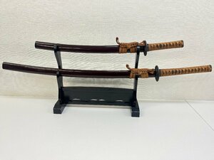 コレクション 日本刀 居合刀 模造刀 武具 小道具 飾り 2本セット 全長98.5/65.5cm 台付 スタンド