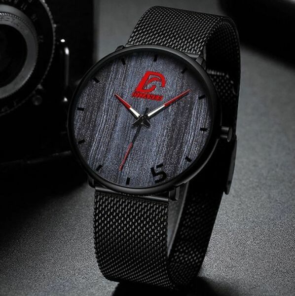 腕時計 男性 メンズ 赤 レッド ステンレス鋼 メッシュ ステンレスベルト アナログ クォーツ 超薄型 ブラック文字盤 新品 未使用 送料無料