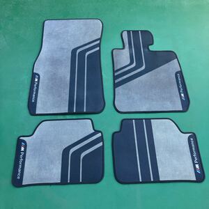 BMW 1 series F20 original option floor mat ( product number 51472407300)( rear 51472409929) original floor mat BMW 1 Series M Performance