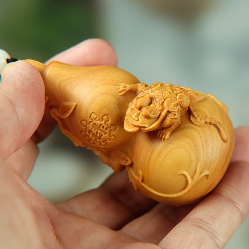 Free shipping, high-quality wood, boxwood carving, netsuke, frog gourd, natural/natural wood/handmade/handcrafted/intricate carving/strap/gift/good luck, feng shui, protection from evil, Sculpture, object, Oriental sculpture, Netsuke