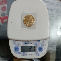 ・送料無料！日本国 天皇陛下 御在位６０年記念硬貨 １０万円金貨K２４純金　プリスターパック入り_画像4