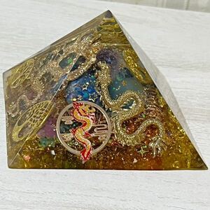 DRAGONS黄金のピラミッドオルゴナイト　新品・未使用品