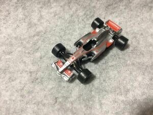 【中古】 McLaren MP4-23 #22 (シルバー×レッド) 「ダイドー マクラーレン トイミニカーコレクション」
