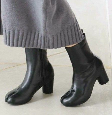 Vivian　足袋デザインミドルブーツ　ブラック