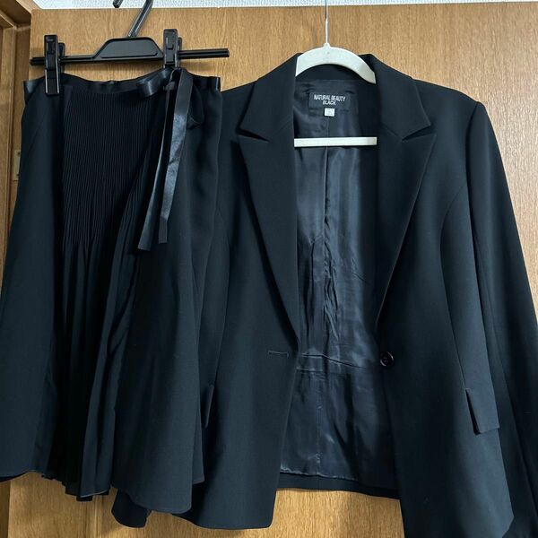 ナチュラルビューティー ブラック セットアップ ブラック スカートスーツ