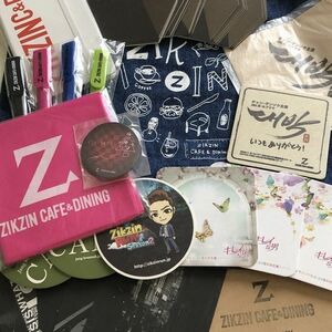 ZikZin Cafe グッズセット ★ Jang Keun Suk 非売品クリスマスバッチ、トートバッグ等 ★ チャン・グンソク