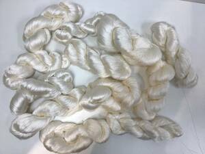 ■2510　絹糸 大量おまとめ シルク SILK 織り糸 織物 着物 着尺 色 未使用 長期保管品