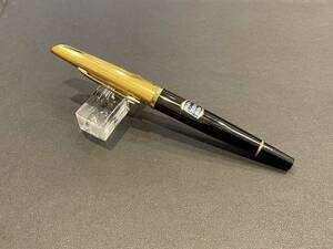 パイロット　PILOT　キャップレス　回転式　バタフライシャッター　万年筆　14K-585　4.66　ブラック　ゴールド　初期型★ｈ0766