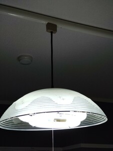 照明 天井照明 NEC 6畳用 洋風ペンダントライト 紐付き 点灯確認済み 吊り下げ 蛍光灯付き インテリア 丸形 丸型 