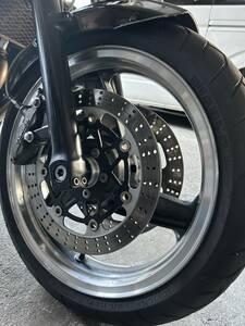 ZRX400用ZZR1100D流用ワイドフロントホイール