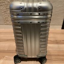 RIMOWAパイロット スーツケース ドイツ製_画像5