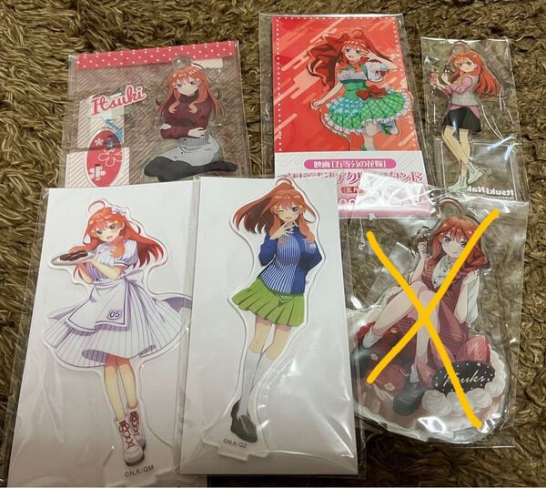 五等分の花嫁 五月 マルイ sweetsparty ヴィレバン ローソン ファミマ アクリルスタンド