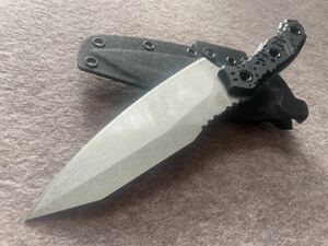 ボーカープラス　BOKER PLUS タクティカルナイフ　輸入正規品　超美品　日本未発売限定モデル　鋼材440C ブッシュクラフト　キャンプ　狩猟