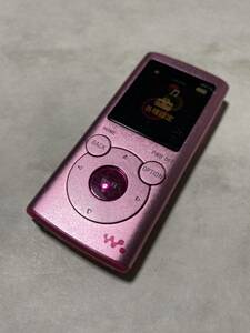 【送料無料】ソニー デジタルウォークマン NW-E052♪ピンク 2GB SONYWALKMAN♪即決ポータブルオーディオプレーヤーdigital media player