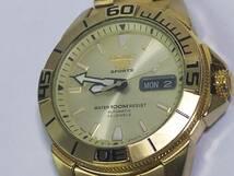 中古　動作品　SEIKO 5 7S36-02H0　セイコー　5 デイデイト　アラビア　裏スケ メンズ 自動巻　C4_画像3